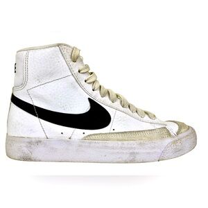 NIKE KIDS BLAZER MID ‘77 SHOES